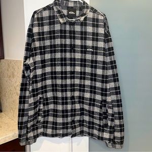Quiksilver blk/wht plaid button front heavy Flannel Shacket L